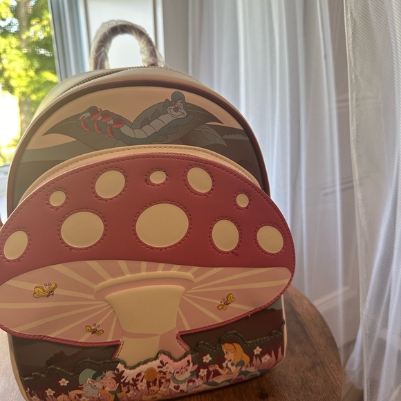 Disney Loungefly Backpack Alice in Wonderland - Picture 2 of 9